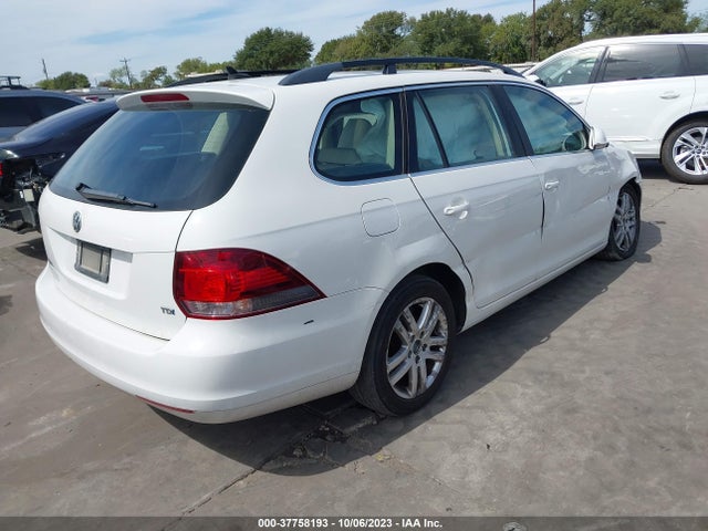 2010 VOLKSWAGEN JETTA 3VWTL7AJ1AM639312 Photo 3