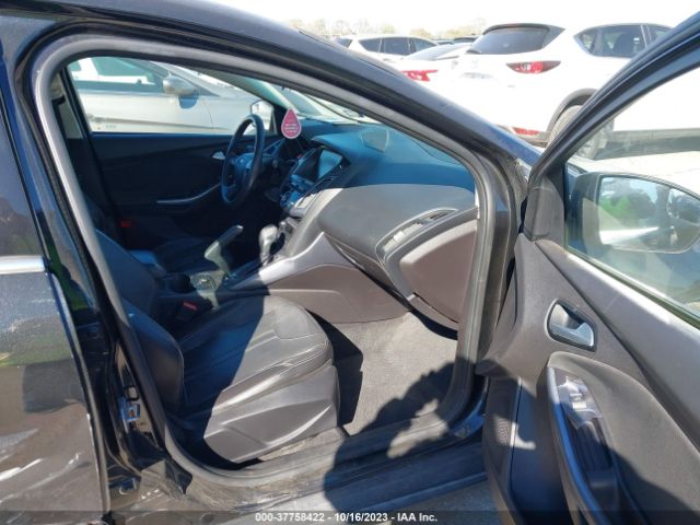 1FADP3J29EL208453 Ford Focus Titanium