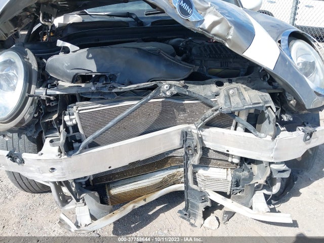 2018 MINI HARDTOP WMWXU1C58J2F81690 Photo 9