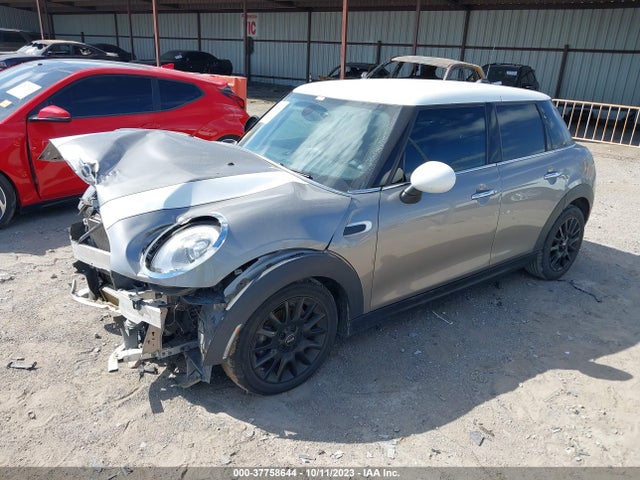 2018 MINI HARDTOP WMWXU1C58J2F81690 Photo 1