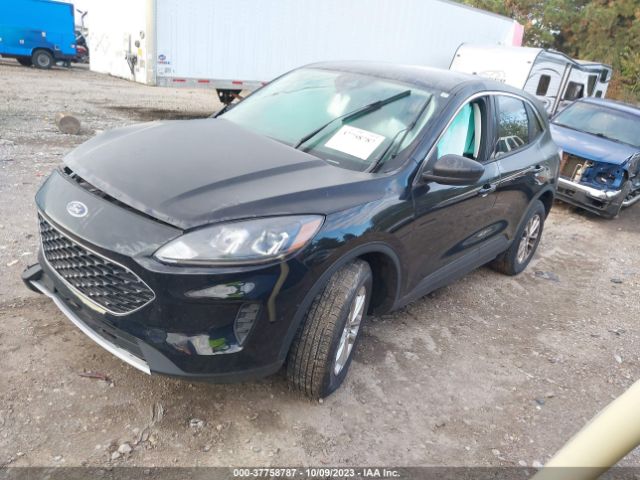 1FMCU9G65NUC00089 Ford ESCAPE SE