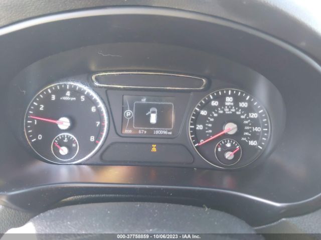 5XYPGDA57GG045520 KIA SORENTO LX