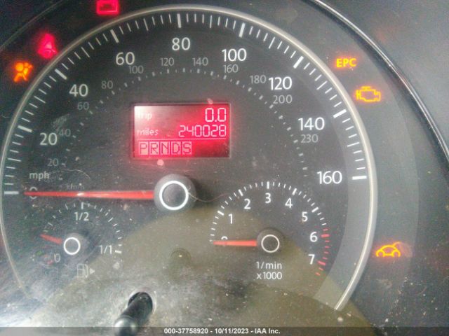 2008 VOLKSWAGEN NEW BEETLE COUPE 3VWFW31C88M515322 Photo 6