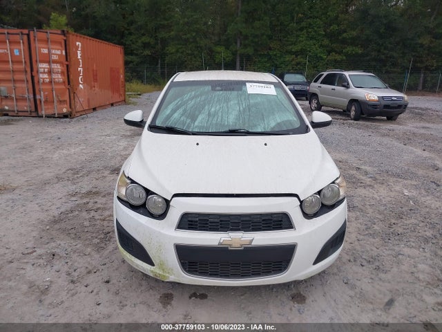Chevrolet SONIC LT 2014 1G1JC5SHXE4240256 Image 6