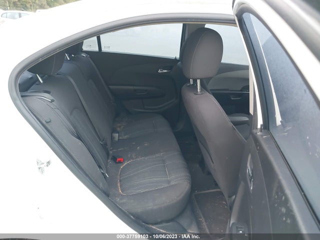 Chevrolet SONIC LT 2014 1G1JC5SHXE4240256 Image 8