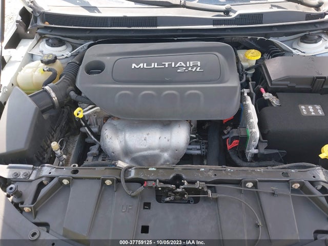 Chrysler 200 C 2015 1C3CCCCB8FN524905 Image 10