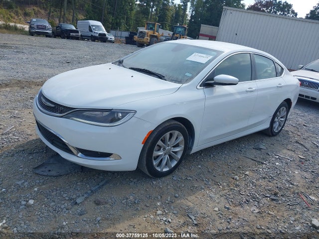 Chrysler 200 C 2015 1C3CCCCB8FN524905 Image 2