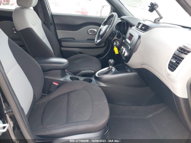 KNDJN2A29G7258214 KIA Soul Base