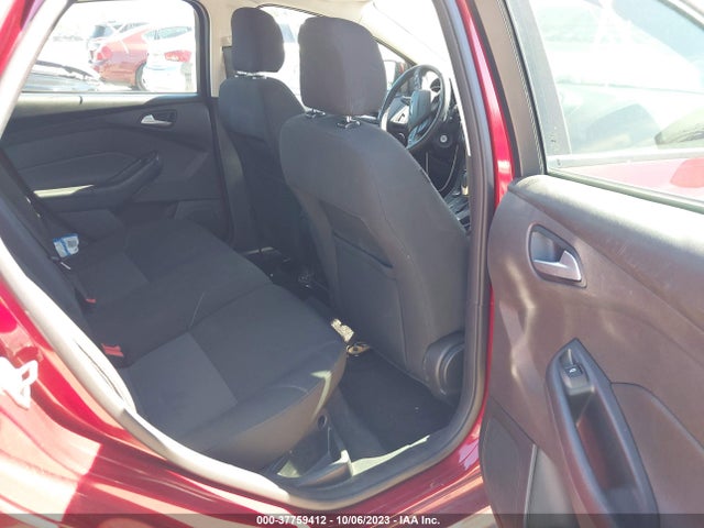 2015 FORD FOCUS SE VIN: 1FADP3K25FL361430