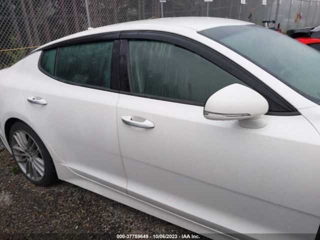 KNAE15LA1J6031242 KIA Stinger Base