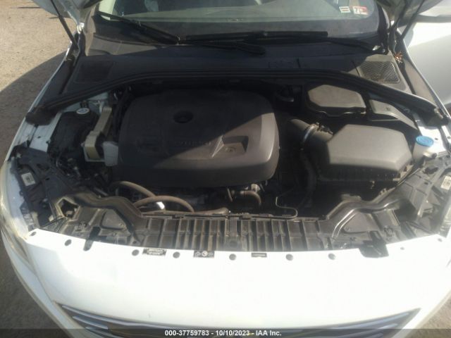 LYV402FM2GB099960 Volvo S60 Inscription T5 Drive-e Platinum