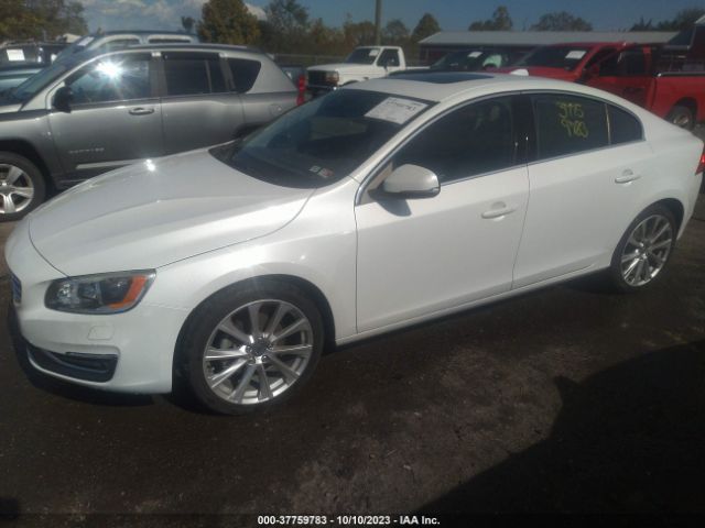 LYV402FM2GB099960 Volvo S60 Inscription T5 Drive-e Platinum