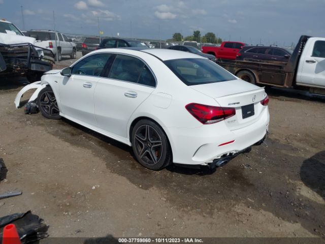 2021 MERCEDES-BENZ A-CLASS W1K3G5BB9MJ307712 Photo 2