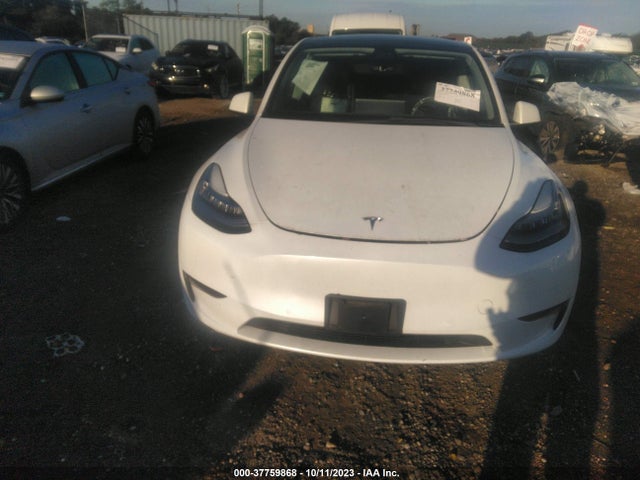 5YJYGDEE8MF108111 Tesla Model Y Long Range