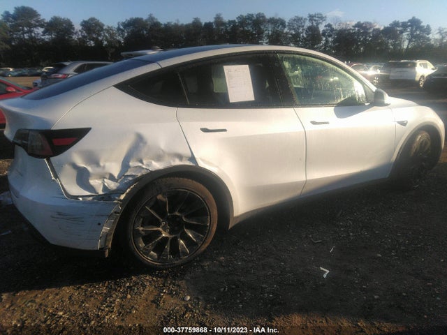 5YJYGDEE8MF108111 Tesla Model Y Long Range