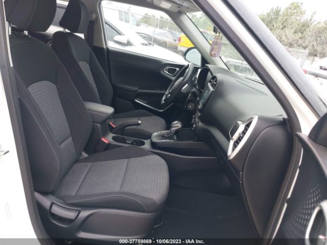 KNDJ63AU0M7137815 KIA Soul Gt-line