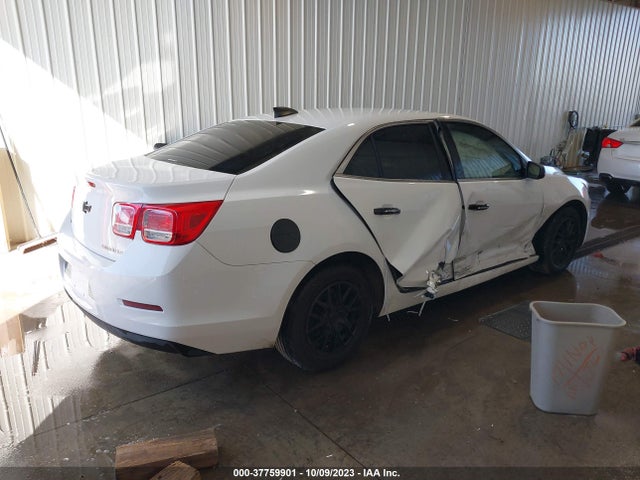 Chevrolet MALIBU LS 2015 1G11B5SL9FF137911 Image 4