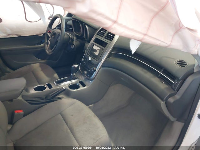 Chevrolet MALIBU LS 2015 1G11B5SL9FF137911 Image 5