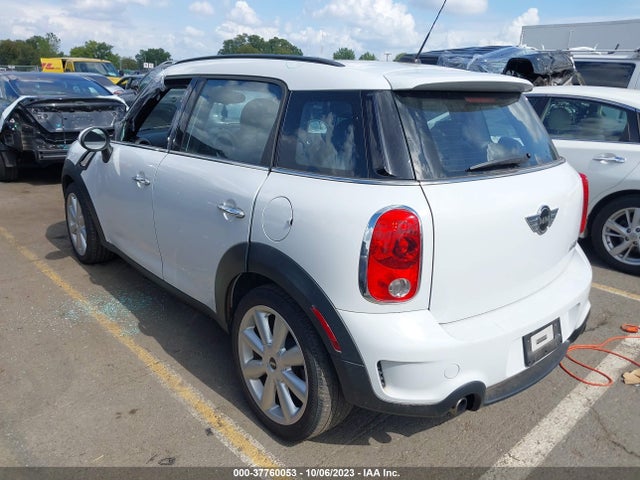 2012 MINI COOPER COUNTRYMAN WMWZC3C55CWL88042 Photo 2