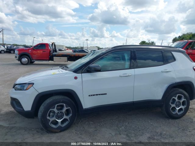 3C4NJDDB2NT171946 Jeep Compass Trailhawk