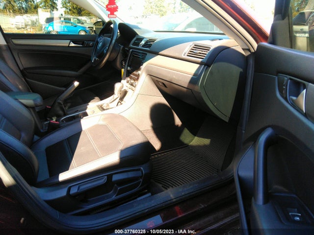 1VWBT7A32EC073326 Volkswagen PASSAT SE