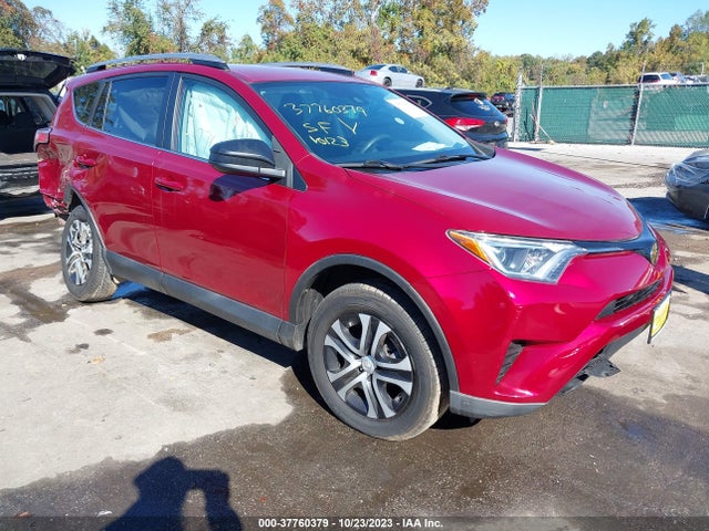 Toyota RAV4 LE 2018 2T3ZFREV7JW455407 Image 1