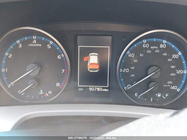 Toyota RAV4 LE 2018 2T3ZFREV7JW455407 Image 7