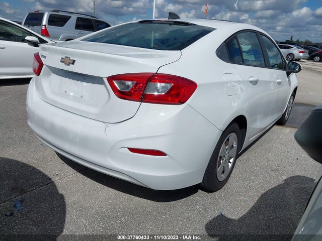 Chevrolet CRUZE LS 2017 1G1BC5SM6H7269113 Image 4