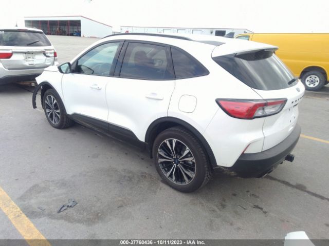 2021 FORD ESCAPE 1FMCU9H90MUA32496 Photo 2