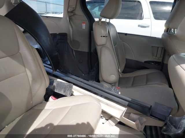 Toyota Sienna Xle/xle Aas/ltd 2015 5TDYK3DC0FS642016 Image 8