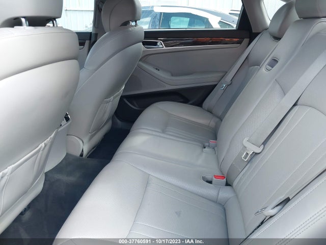 Hyundai Genesis 3.8 2016 KMHGN4JE1GU120339 Image 8