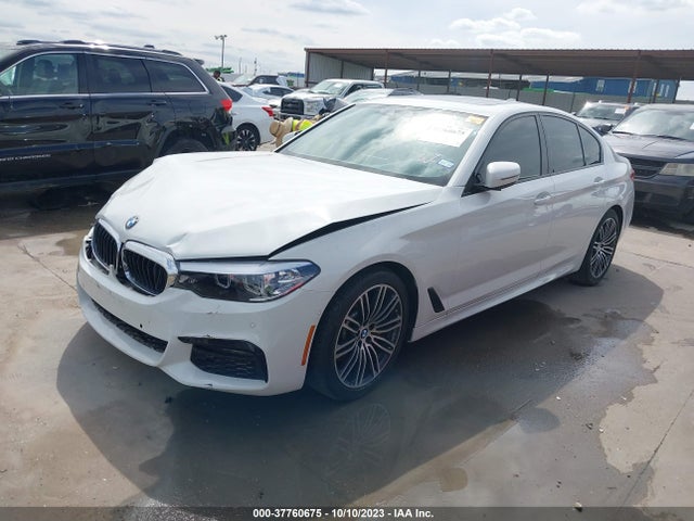 BMW 530I 2019 WBAJA5C5XKWW45452 Image 2