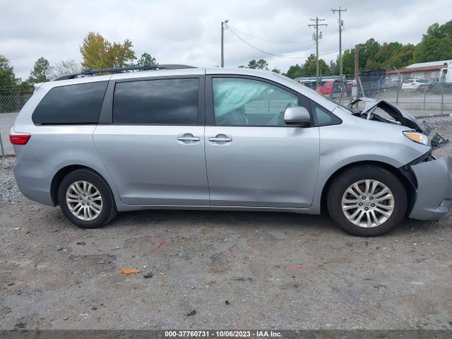 Toyota Sienna Xle Auto Access 2017 5TDYZ3DC5HS798888 Image 13