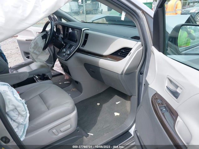 Toyota Sienna Xle Auto Access 2017 5TDYZ3DC5HS798888 Image 5