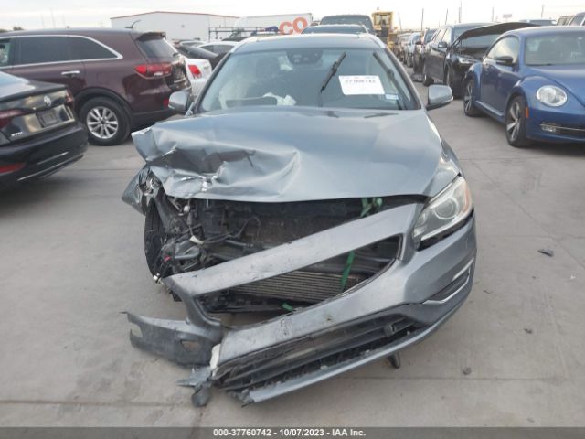 YV140MEM7H1335129 Volvo V60 Platinum