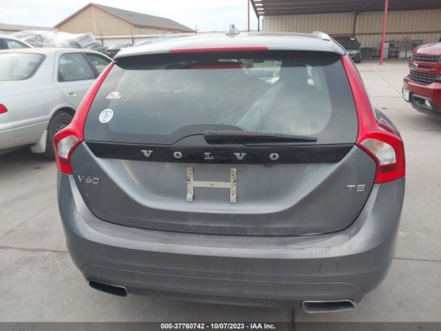 YV140MEM7H1335129 Volvo V60 Platinum