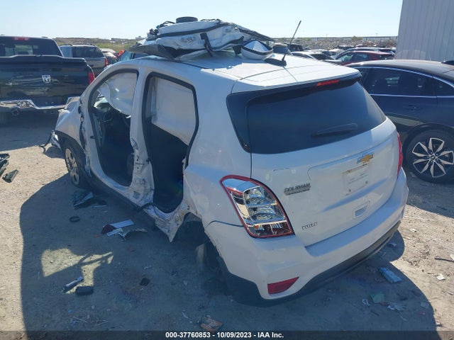 Chevrolet TRAX LS 2018 KL7CJKSB4JB517678 Image 3