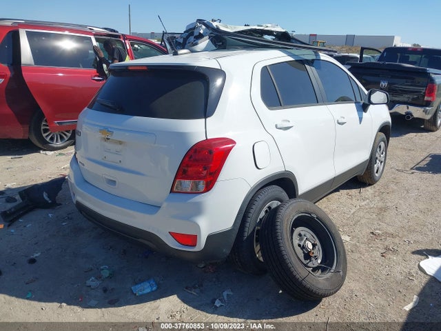 Chevrolet TRAX LS 2018 KL7CJKSB4JB517678 Image 4