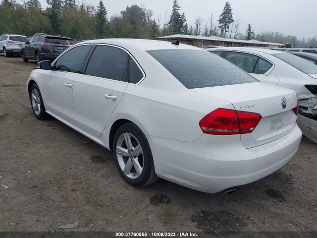 Volkswagen PASSAT SE 2014 1VWBP7A35EC020124 Image 3