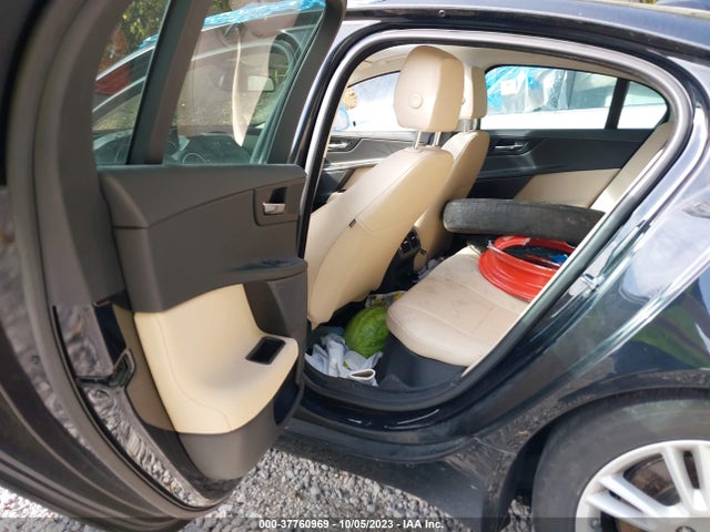 2017 JAGUAR XE SAJAD4BG5HA975448 Photo 7