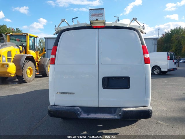Chevrolet EXPRESS CARGO VAN 2017 1GCWGAFFXH1142885 Image 16