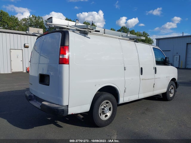 2017 CHEVROLET EXPRESS CARGO VAN VIN: 1GCWGAFFXH1142885