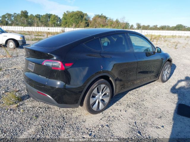 2022 TESLA MODEL Y 7SAYGDEE8NF423382 Photo 3