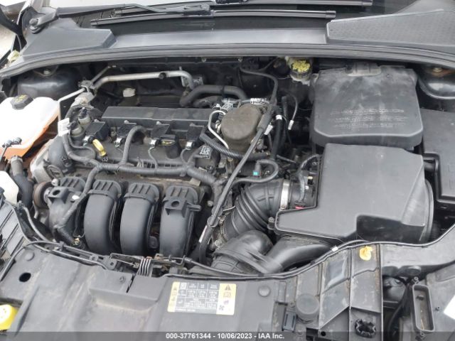 1FADP3K29FL315518 Ford FOCUS SE