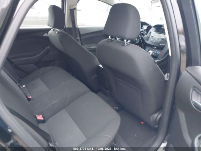 1FADP3K29FL315518 Ford FOCUS SE