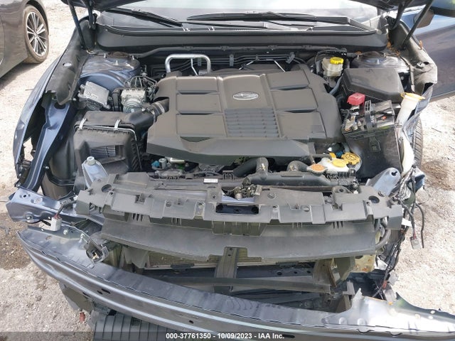 2017 SUBARU OUTBACK LIMITED VIN: 4S4BSENCXH3304784