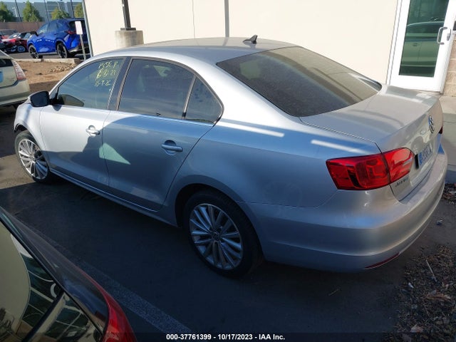 3VWLL7AJ9EM392773 Volkswagen Jetta Sedan Tdi W/premium/nav