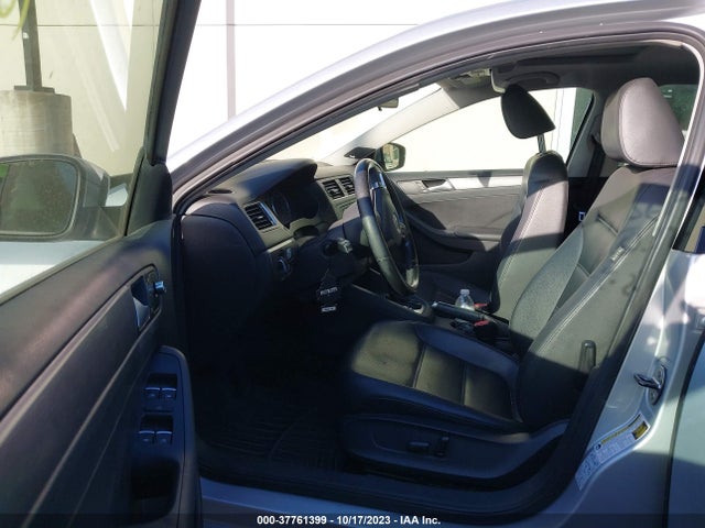 3VWLL7AJ9EM392773 Volkswagen Jetta Sedan Tdi W/premium/nav