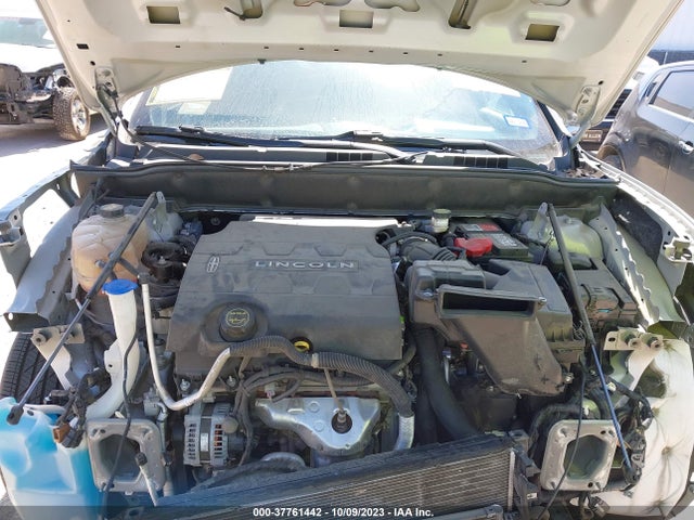2LMTJ6JR9GBL73797 Lincoln Mkx Premiere