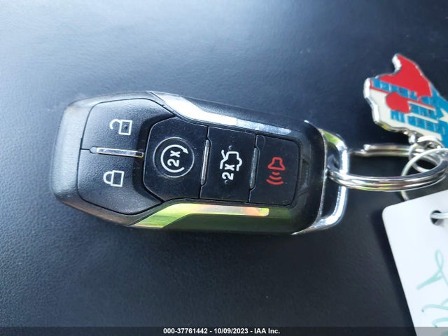 2LMTJ6JR9GBL73797 Lincoln Mkx Premiere